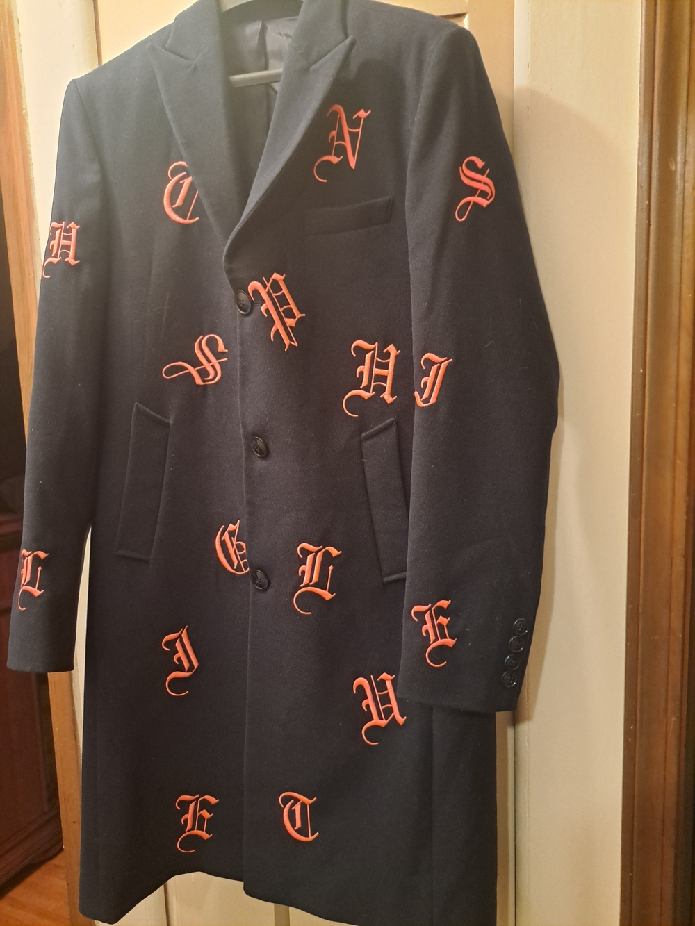 Plus Eighteen Unisex Real 100% Cashmere Embroidered Black Coat Size XL Like New